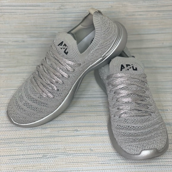 APL Techloom Wave Metallic Silver/Black SOLD OUT 7.5 Worn Once - Picture 4 of 10
